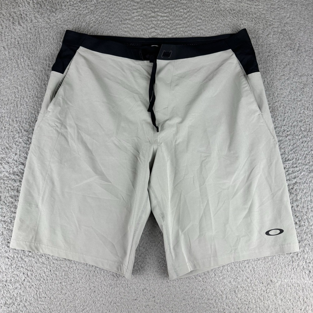 Oakley Board Shorts Gray Stretch Surf Beach Swim Mens 34 Tactical Modern